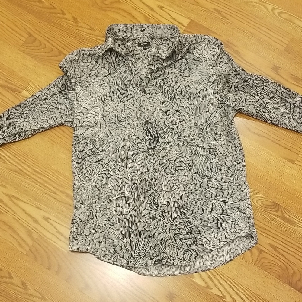 Express Monochrome Patterned Button Down Shirt - image 1